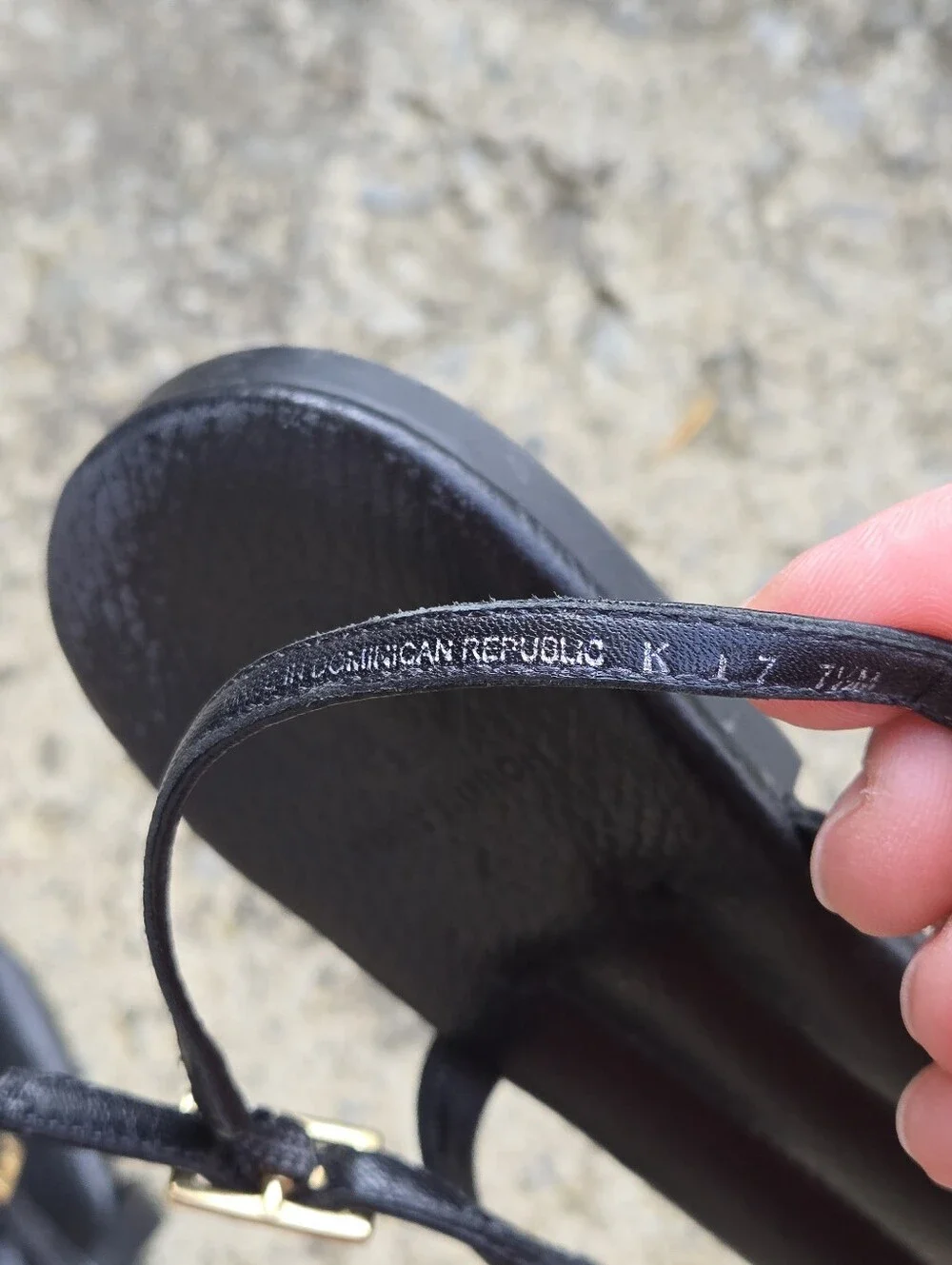 Tory Burch Emmy Thong Black Sandal Size 7.5